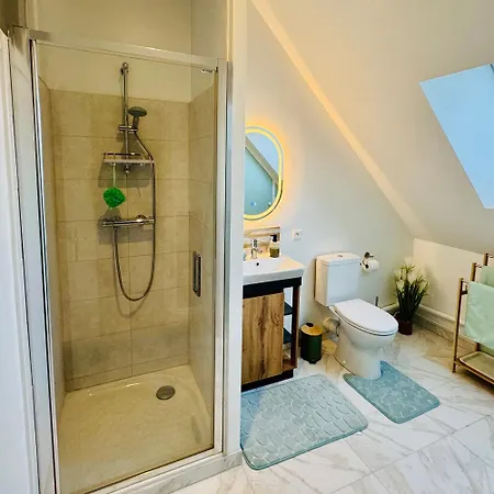 شقة Vaste Au Coeur De *